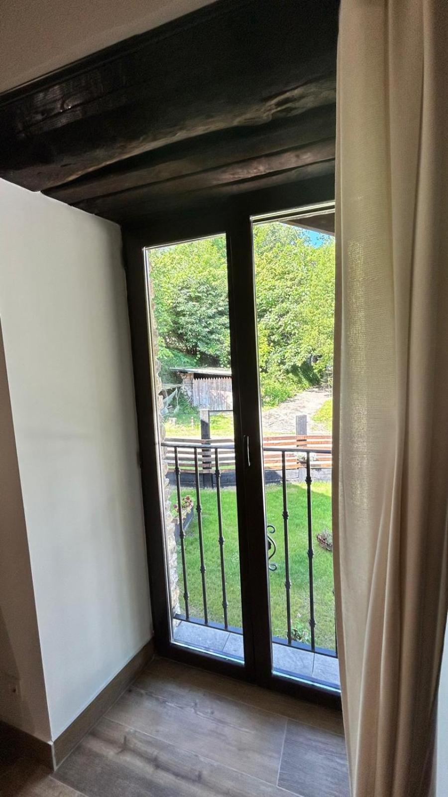 Apartamentos Iparagirre Ispáster Kültér fotó